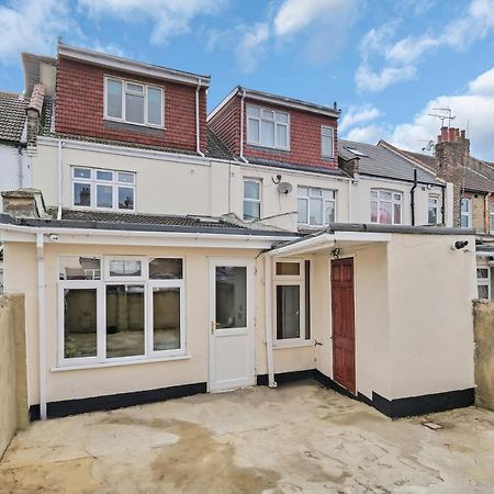 Fernbank Rooms Sudbury Hill, Harrow, Self-Contained Studios With En-Suite Harrow on the Hill Esterno foto