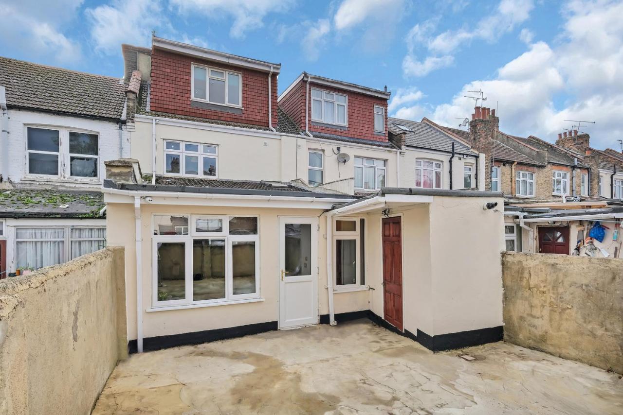 Fernbank Rooms Sudbury Hill, Harrow, Self-Contained Studios With En-Suite Harrow on the Hill Esterno foto