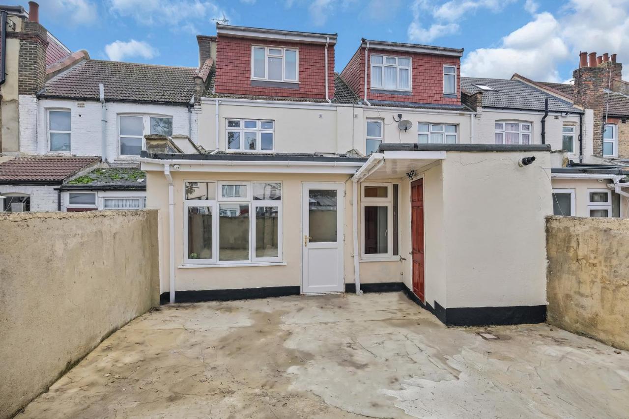 Fernbank Rooms Sudbury Hill, Harrow, Self-Contained Studios With En-Suite Harrow on the Hill Esterno foto
