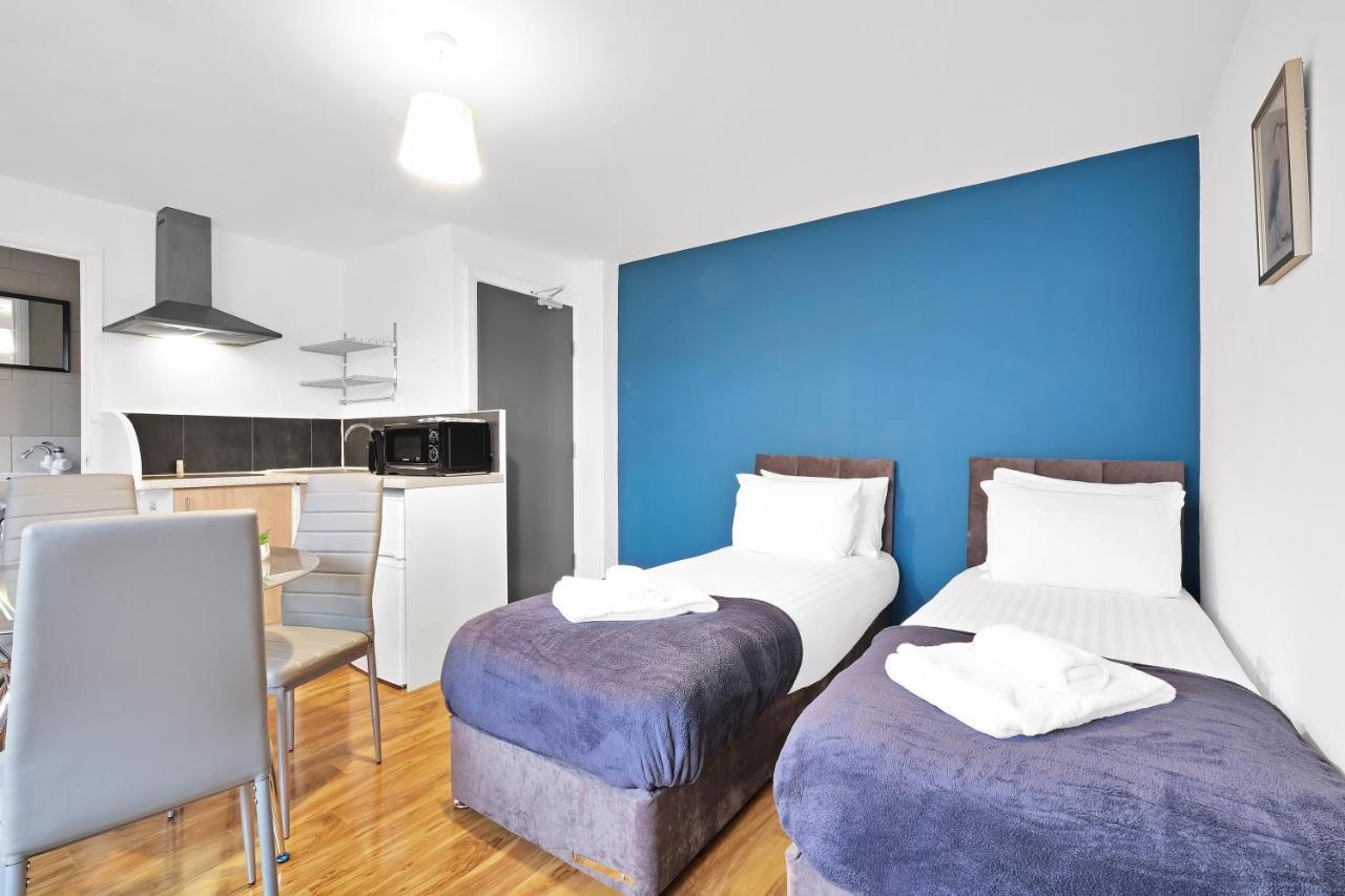Fernbank Rooms Sudbury Hill, Harrow, Self-Contained Studios With En-Suite Harrow on the Hill Esterno foto