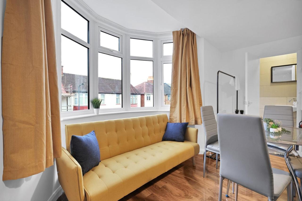 Fernbank Rooms Sudbury Hill, Harrow, Self-Contained Studios With En-Suite Harrow on the Hill Esterno foto